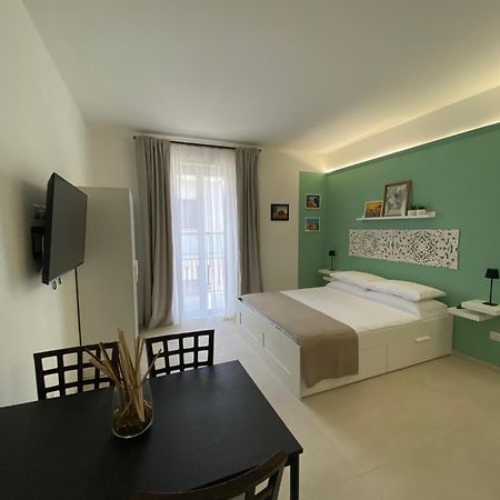 Le Buguse Suite Apartment Lecce Exteriör bild
